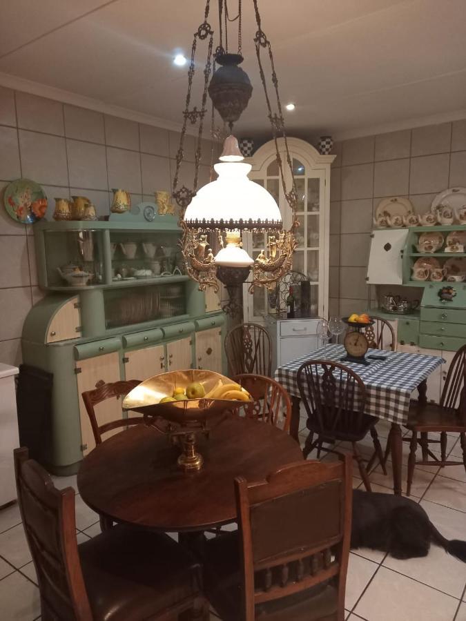 Michael-Angelo Guest House Potchefstroom Kültér fotó
