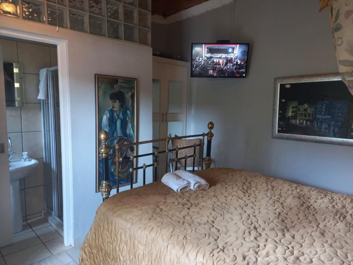 Michael-Angelo Guest House Potchefstroom Kültér fotó