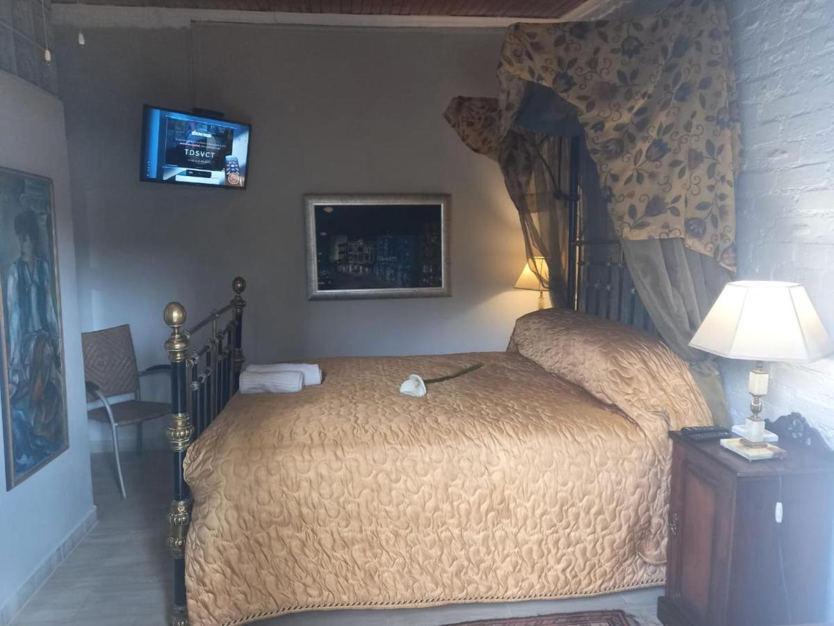 Michael-Angelo Guest House Potchefstroom Kültér fotó